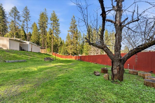 549 Glenwood Rd, Grass Valley, CA 95945
