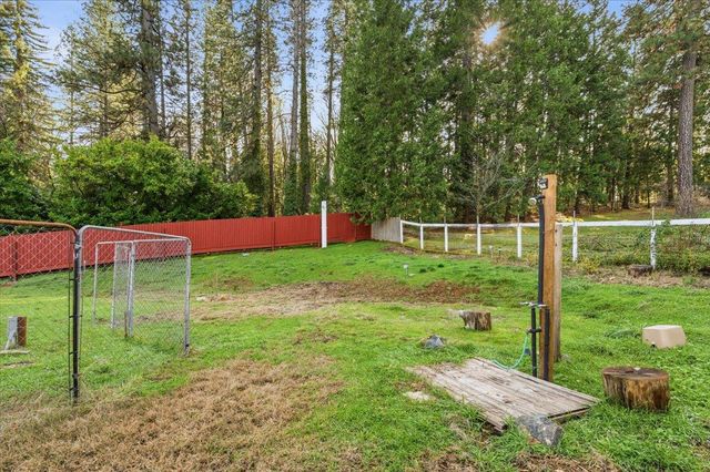 549 Glenwood Rd, Grass Valley, CA 95945