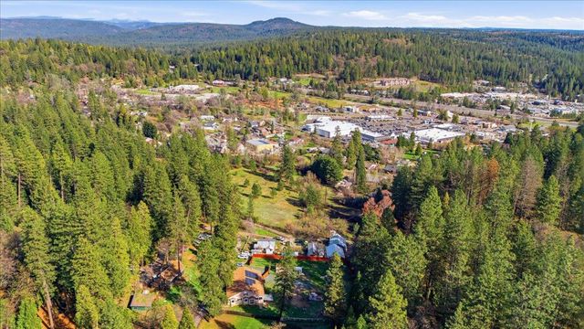549 Glenwood Rd, Grass Valley, CA 95945