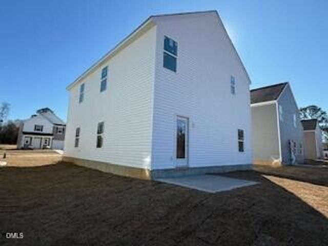 87 Stout Landing, Dunn, NC 28334