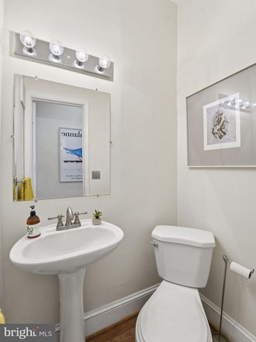 1310 DELAFIELD PL NW, Washington, DC 20011