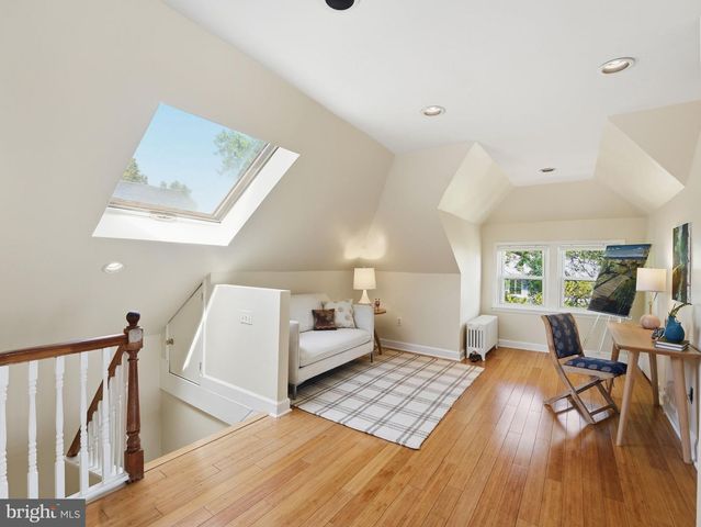 1310 DELAFIELD PL NW, Washington, DC 20011