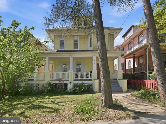 1310 DELAFIELD PL NW, Washington, DC 20011