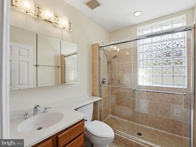 1310 DELAFIELD PL NW, Washington, DC 20011