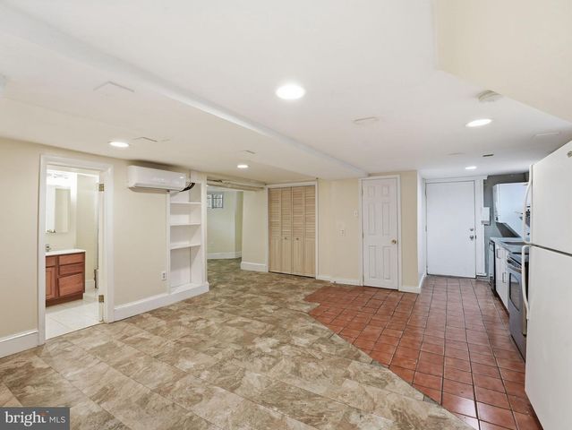 1310 DELAFIELD PL NW, Washington, DC 20011