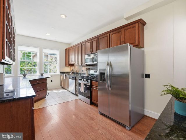 1310 DELAFIELD PL NW, Washington, DC 20011