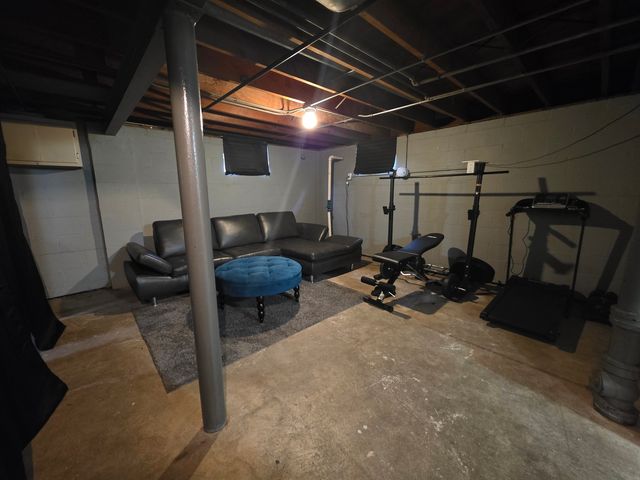 757 Newell Avenue, Calumet City, IL 60409