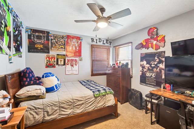 803 W Jefferson Street, Knoxville, IA 50138