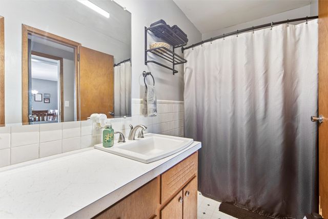 803 W Jefferson Street, Knoxville, IA 50138