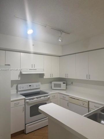4840 N State Road 7 6101, Coconut Creek, FL 33073