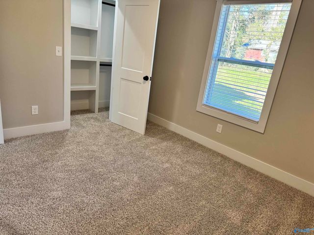 2716 Winchester Road NW, Huntsville, AL 35810