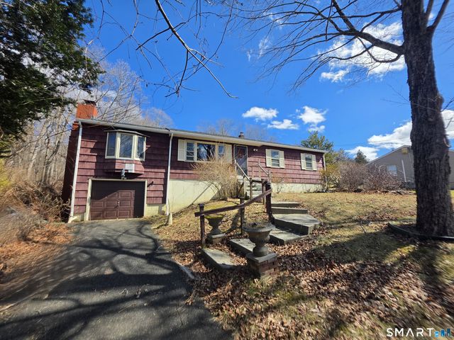 12 Brentwood Road, New Milford, CT 06776