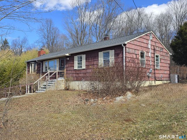12 Brentwood Road, New Milford, CT 06776
