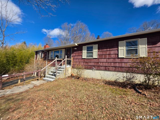 12 Brentwood Road, New Milford, CT 06776