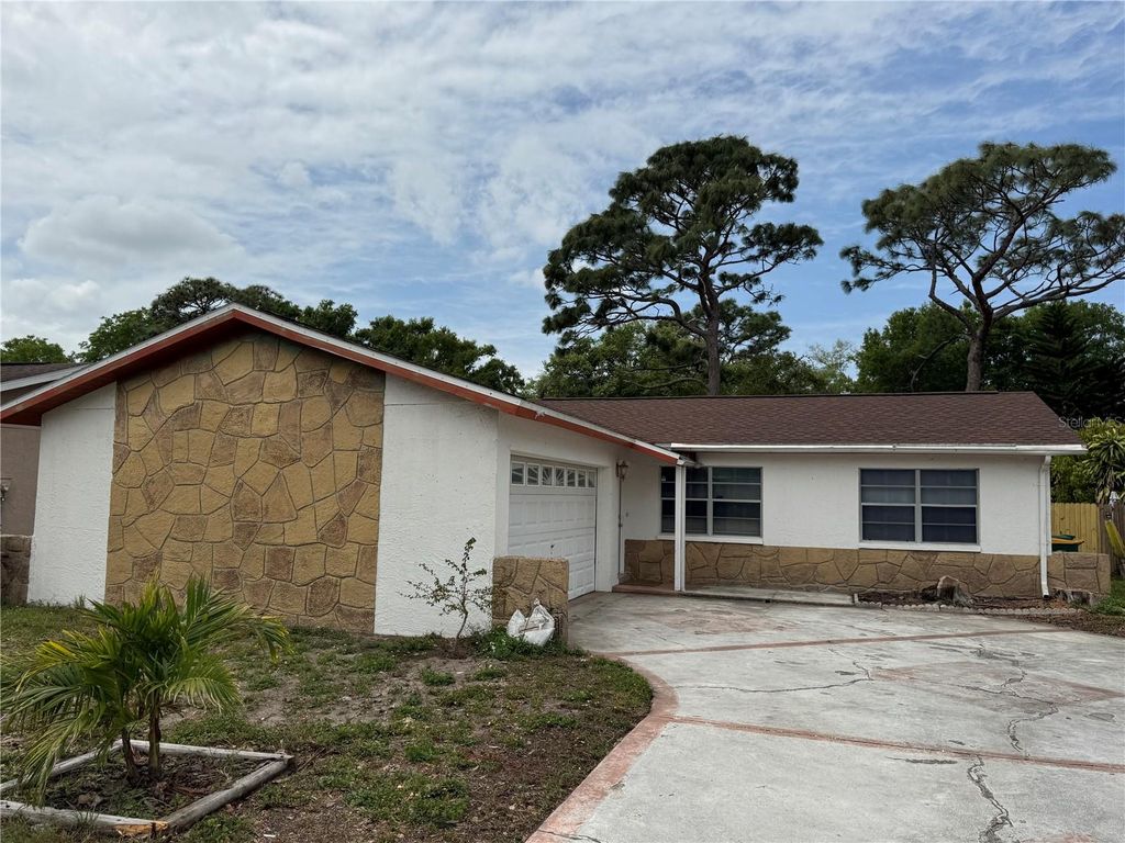 2074 DODGE STREET, Clearwater, FL 33760