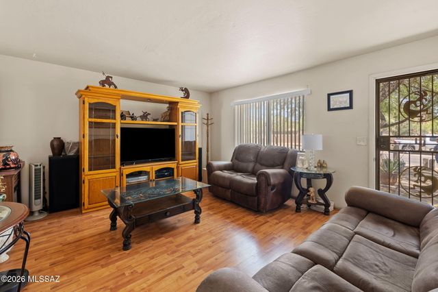 6626 S Van Buren Avenue, Tucson, AZ 85756
