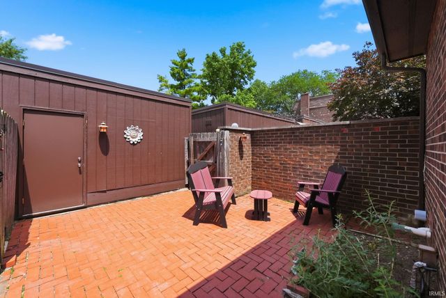 6764 Covington Creek Trail, Fort Wayne, IN 46804