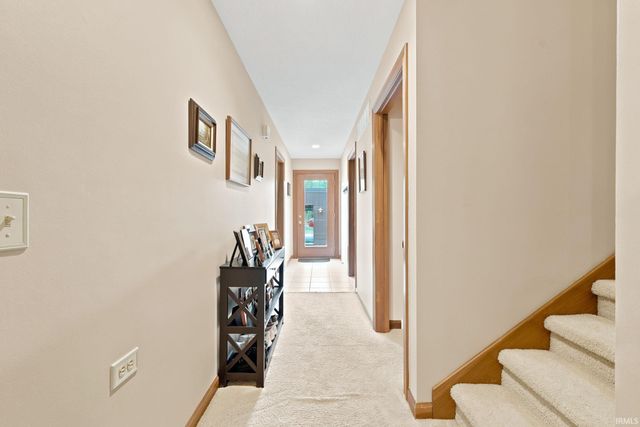 6764 Covington Creek Trail, Fort Wayne, IN 46804