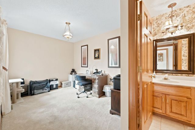 6764 Covington Creek Trail, Fort Wayne, IN 46804