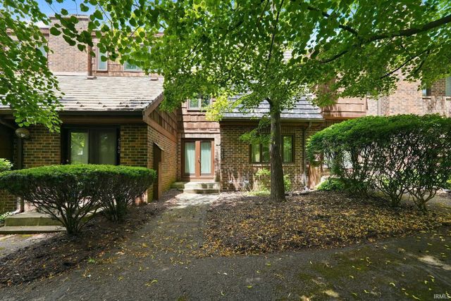 6764 Covington Creek Trail, Fort Wayne, IN 46804
