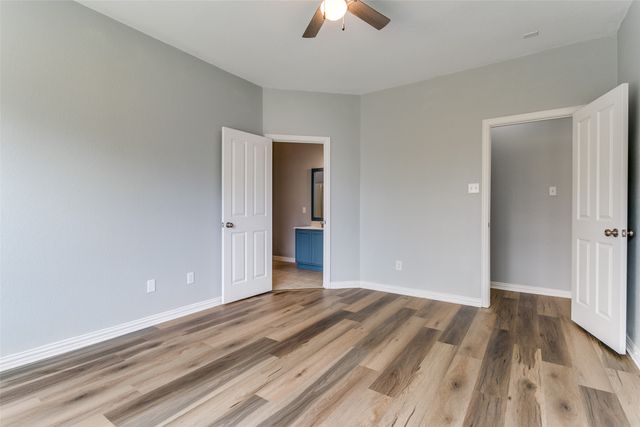 815 Creekside Drive, Little Elm, TX 75068