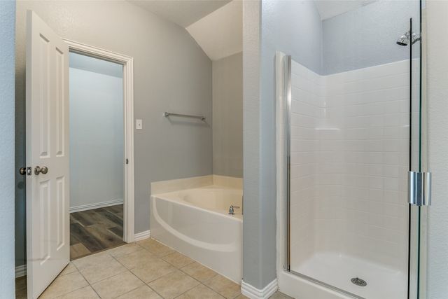 815 Creekside Drive, Little Elm, TX 75068