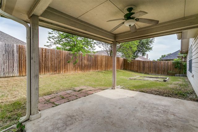 815 Creekside Drive, Little Elm, TX 75068