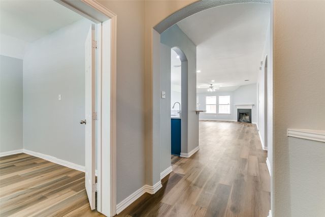 815 Creekside Drive, Little Elm, TX 75068