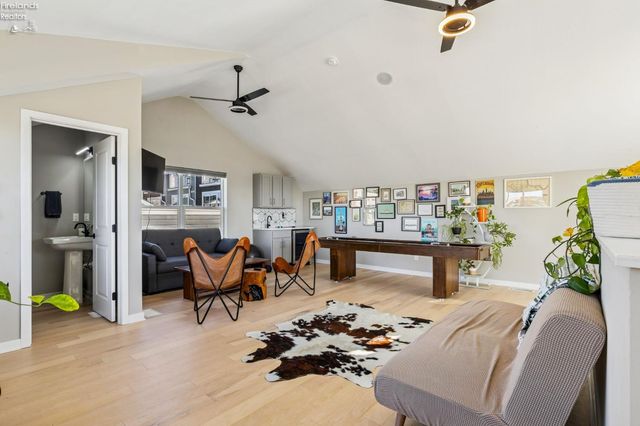 W 412 Shoreline Drive, Sandusky, OH 44870