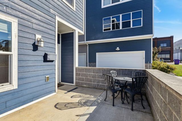 W 412 Shoreline Drive, Sandusky, OH 44870