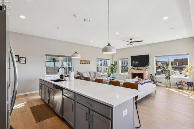 W 412 Shoreline Drive, Sandusky, OH 44870