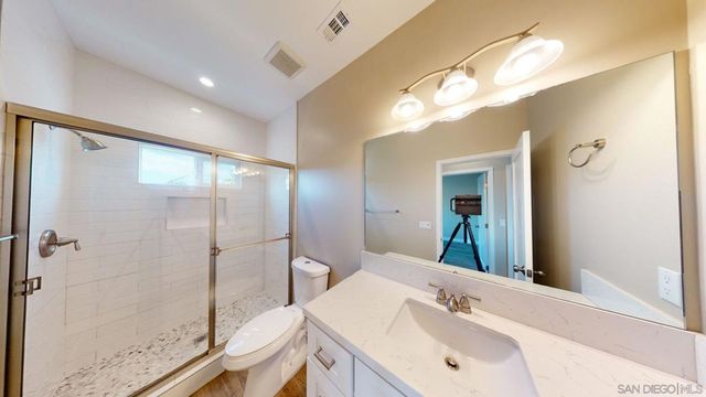 4941 Gary St., San Diego, CA 92115