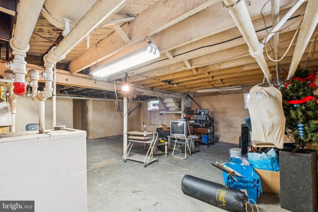 401 HARTEL AVE, Philadelphia, PA 19111