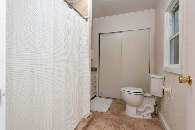 311 W Pleasant Street, Aurora, MO 65605