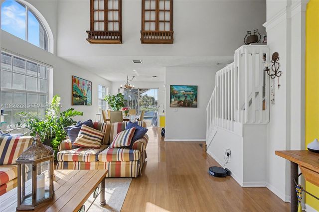 15842 NW 10th St, Pembroke Pines, FL 33028