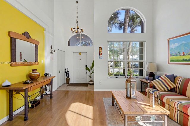 15842 NW 10th St, Pembroke Pines, FL 33028