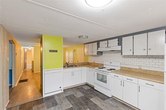 16760 SE 102ND AVENUE ROAD, Summerfield, FL 34491