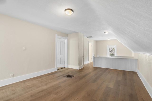 118 E North AVENUE, Milwaukee, WI 53212