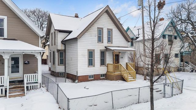 118 E North AVENUE, Milwaukee, WI 53212