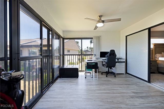 5805 Trailwinds DR 326, Fort Myers, FL 33907