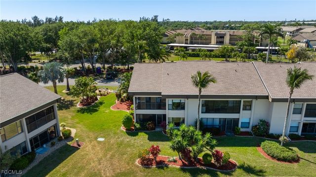 5805 Trailwinds DR 326, Fort Myers, FL 33907