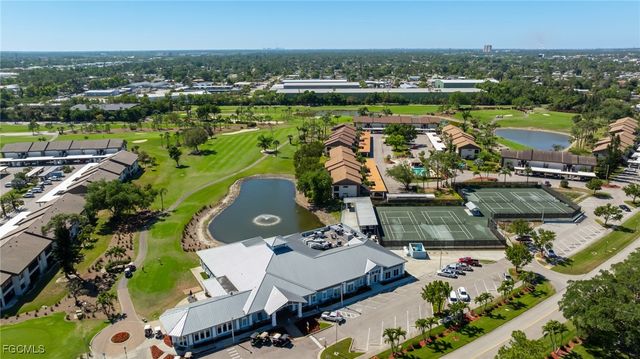 5805 Trailwinds DR 326, Fort Myers, FL 33907