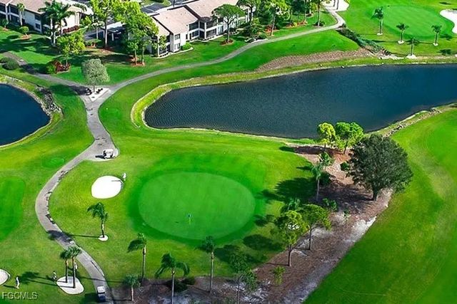 5805 Trailwinds DR 326, Fort Myers, FL 33907