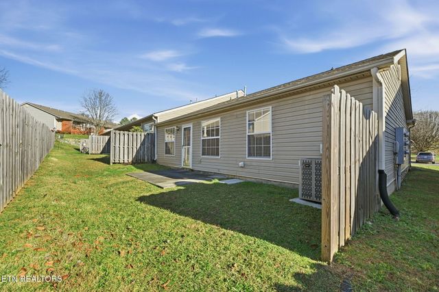 8617 Little Field Way, Knoxville, TN 37923