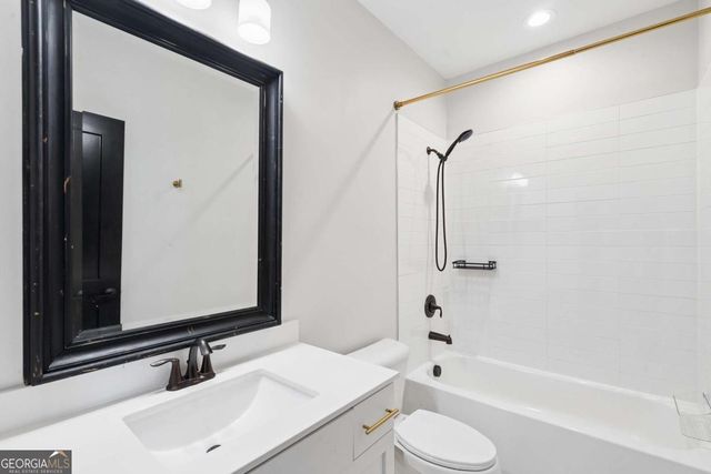 2011 Springfield Road, Atlanta, GA 30318