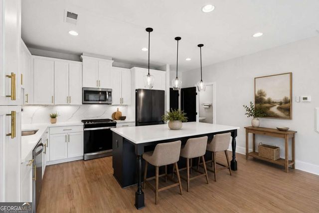 2011 Springfield Road, Atlanta, GA 30318