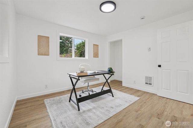 13107 Military Road S, Seatac, WA 98168