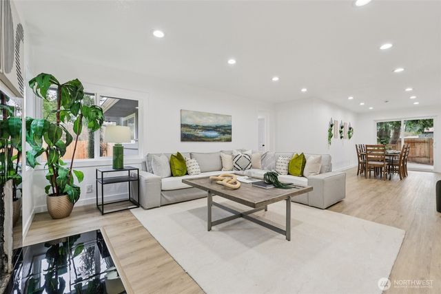 13107 Military Road S, Seatac, WA 98168