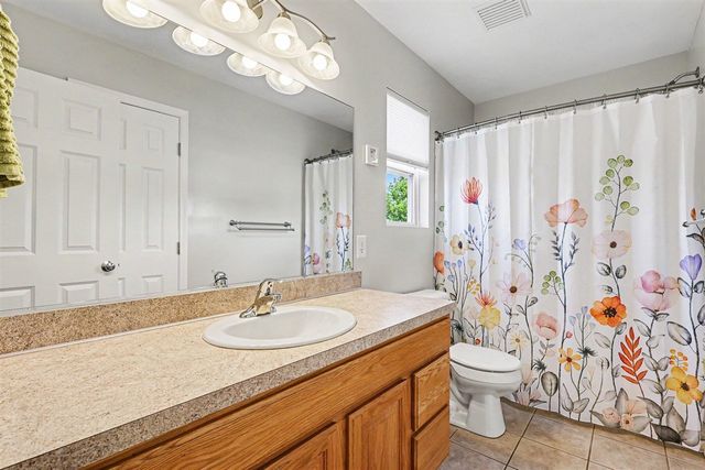7046 Shady Knoll Drive, Caledonia, MI 49316
