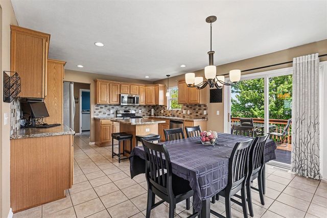 7046 Shady Knoll Drive, Caledonia, MI 49316